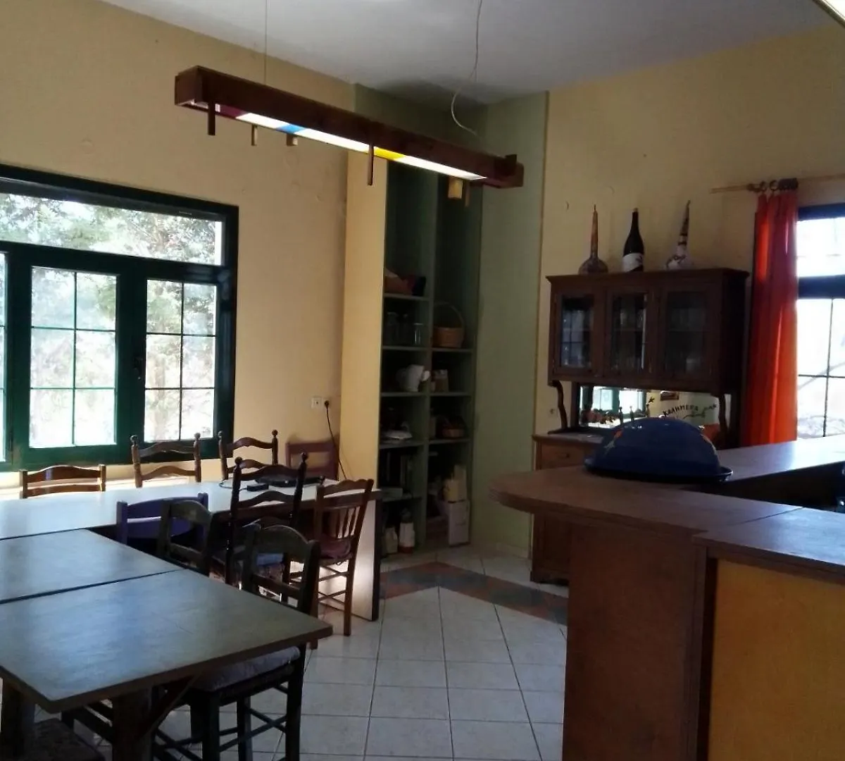 The White Rabbit Guesthouse Eco-Lodge Group Apartment プサコウディア 0*,  ギリシャ